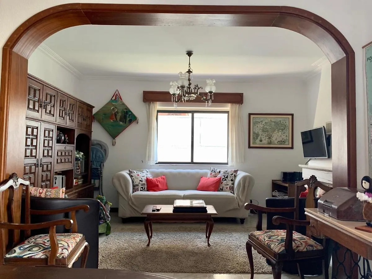 Manelisa Cascais Bed & Breakfast