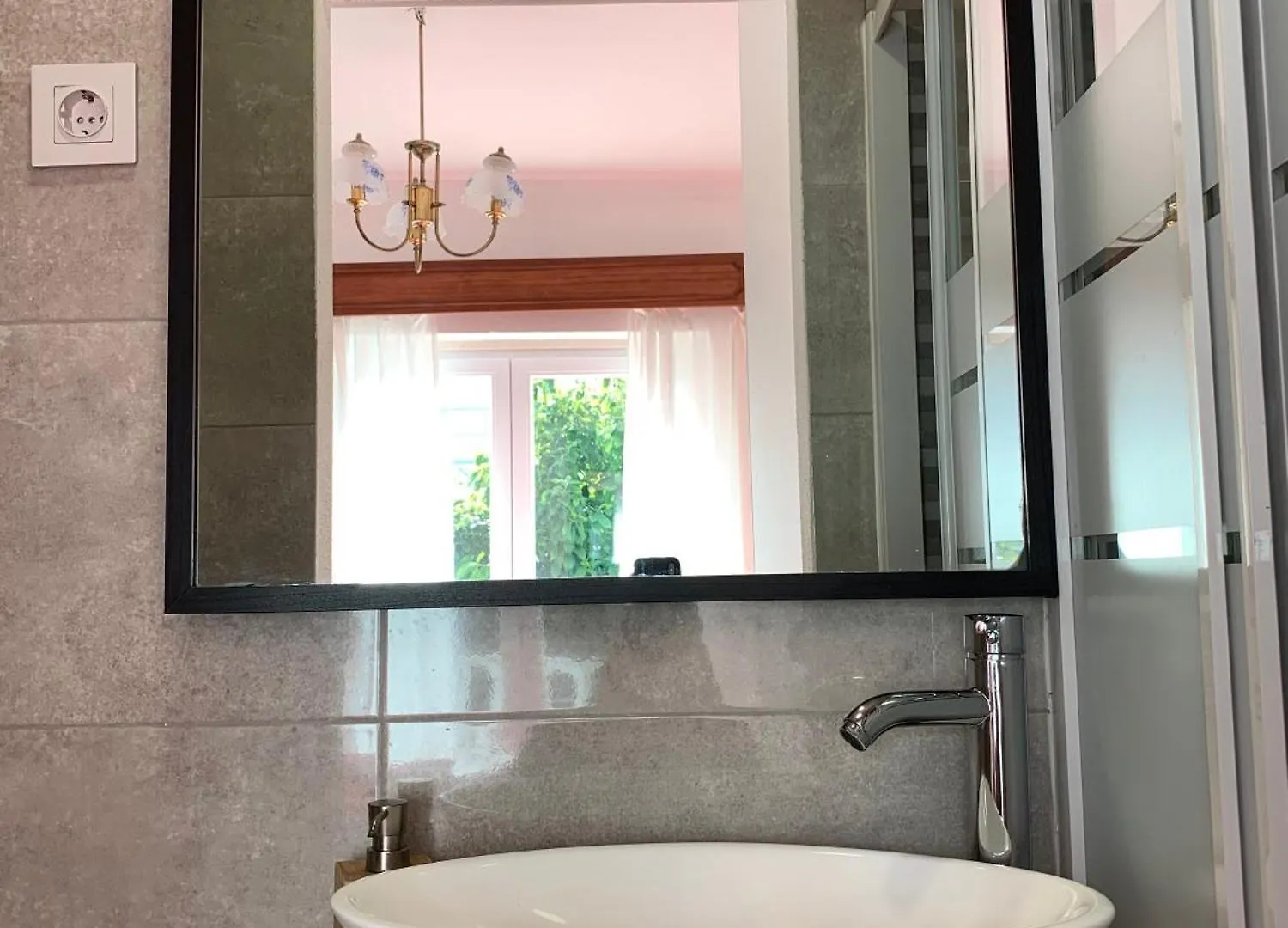 Manelisa Cascais Bed & Breakfast
