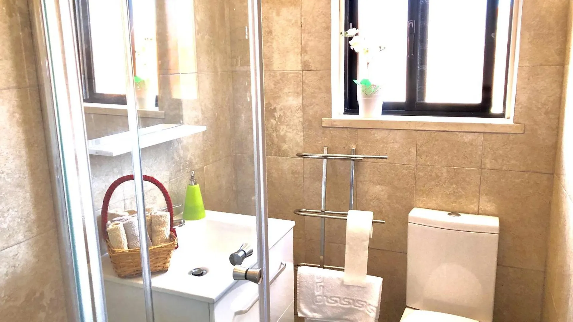 Manelisa Cascais Bed & Breakfast