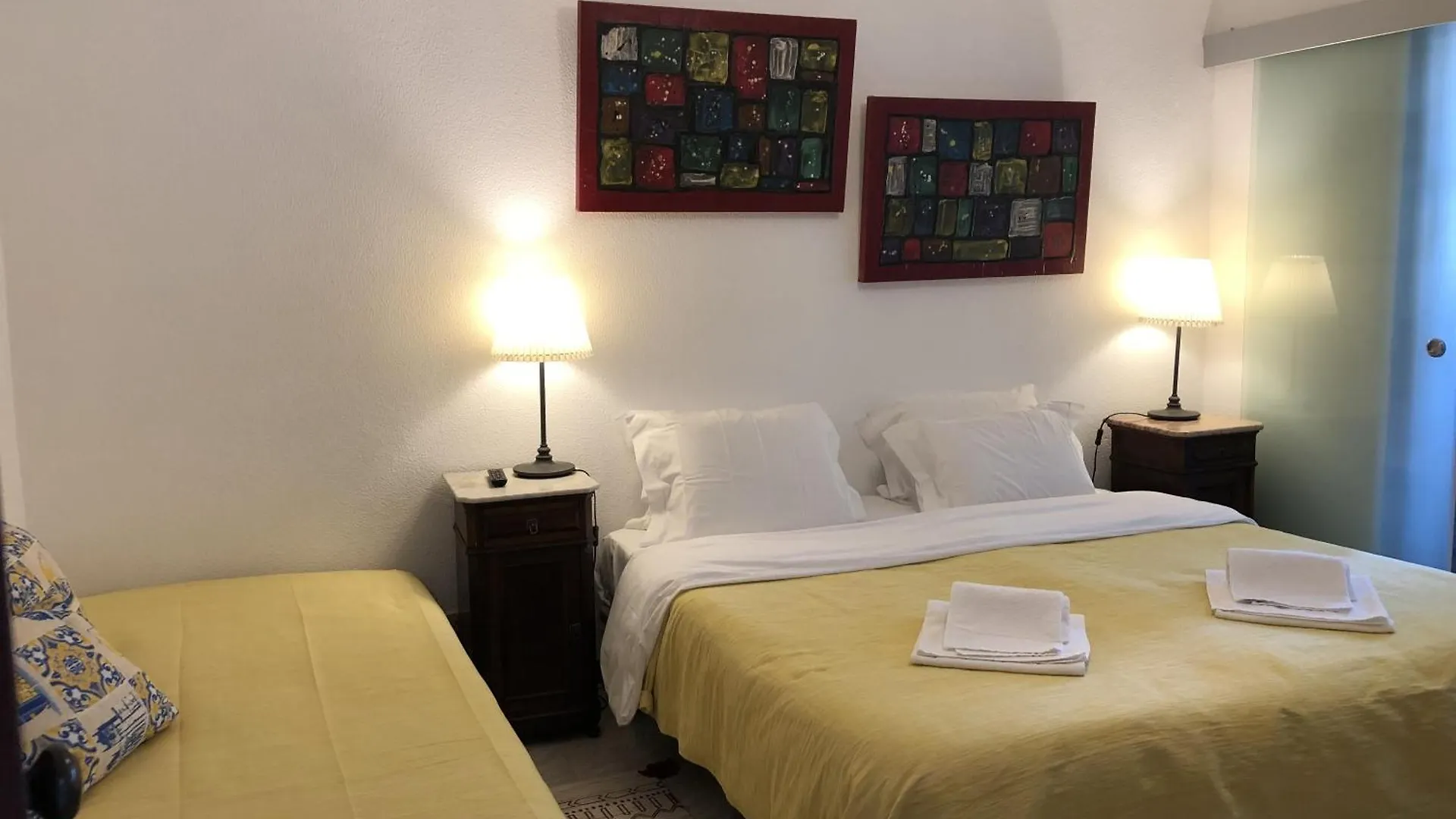 Manelisa Cascais Bed & Breakfast