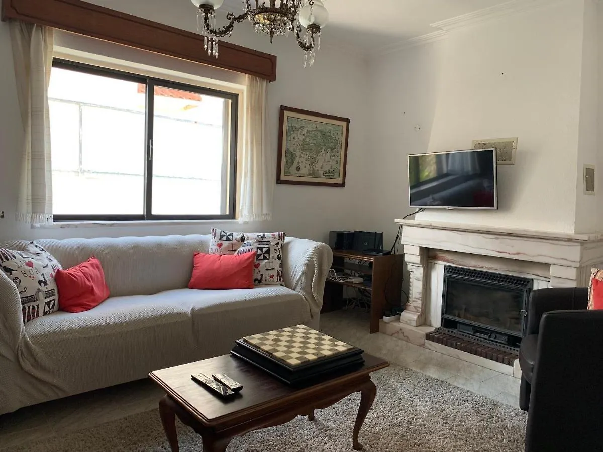 Bed and Breakfast Manelisa Cascais