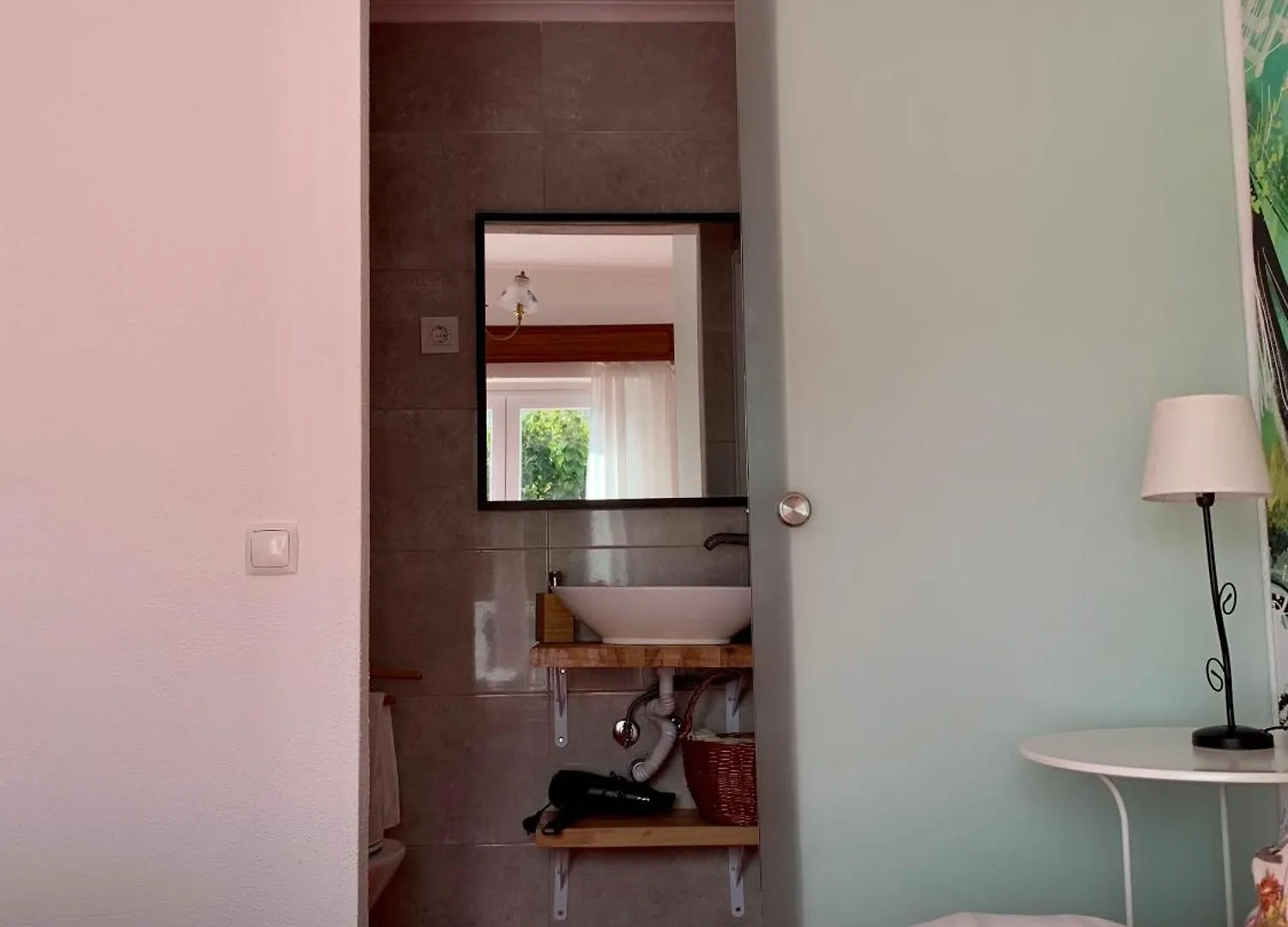 Bed and Breakfast Manelisa Cascais