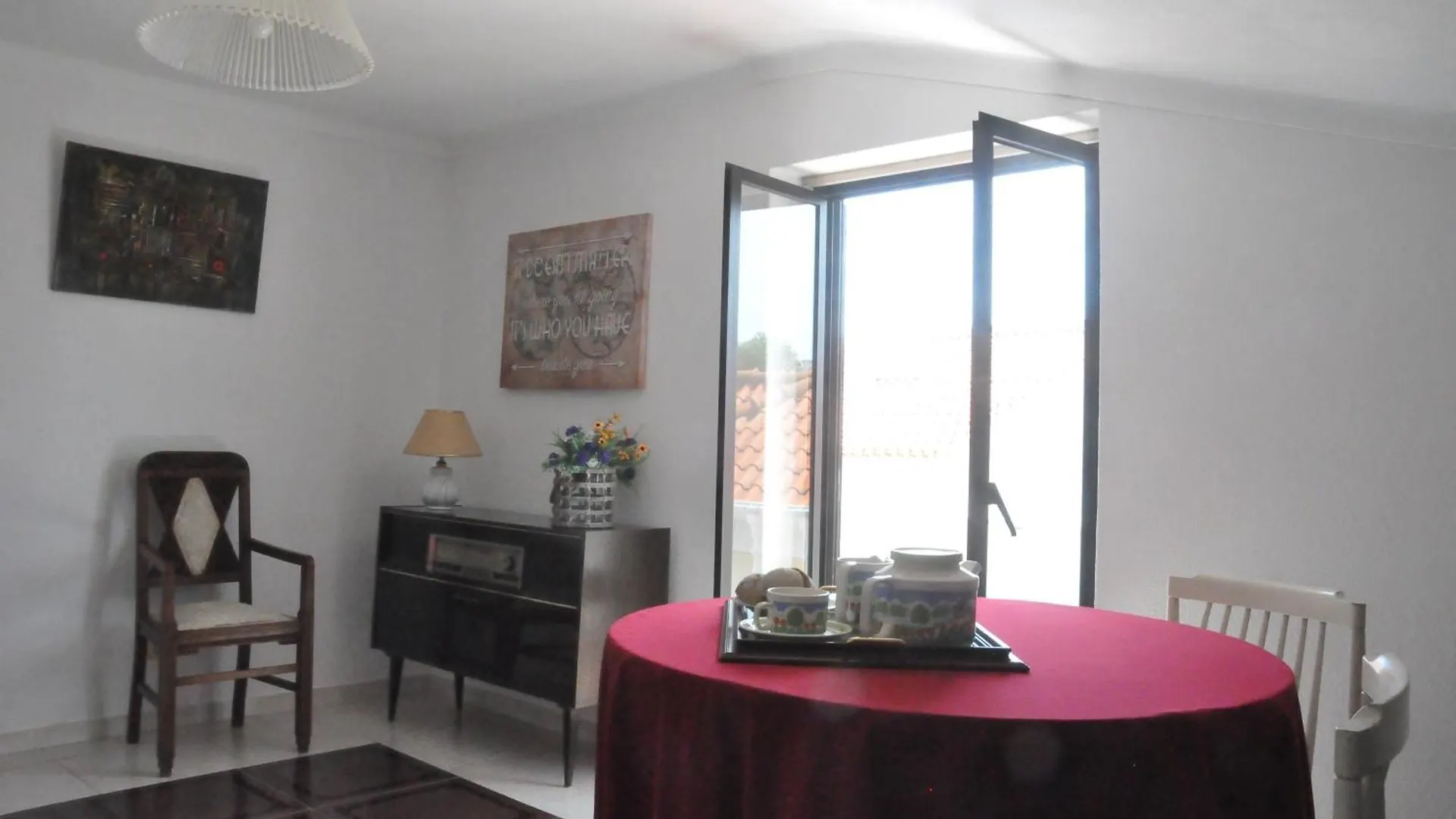 Bed and Breakfast Manelisa Cascais 2*,